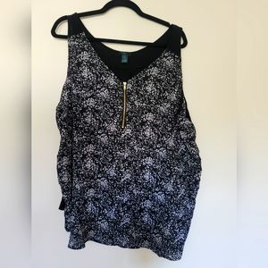 Rue21+ Floral Zip Tank